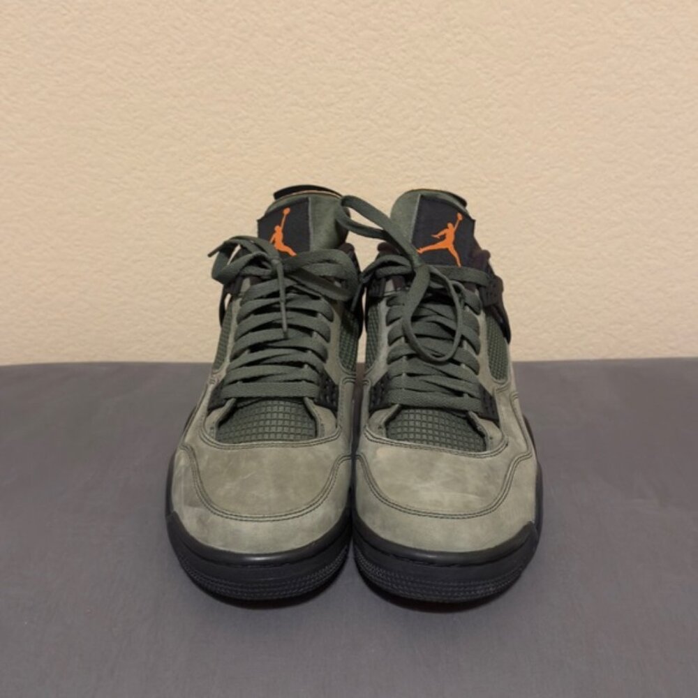 Jordan 4 Retro Undefeated Olive Men’s Size 12 - Picture 3 of 6